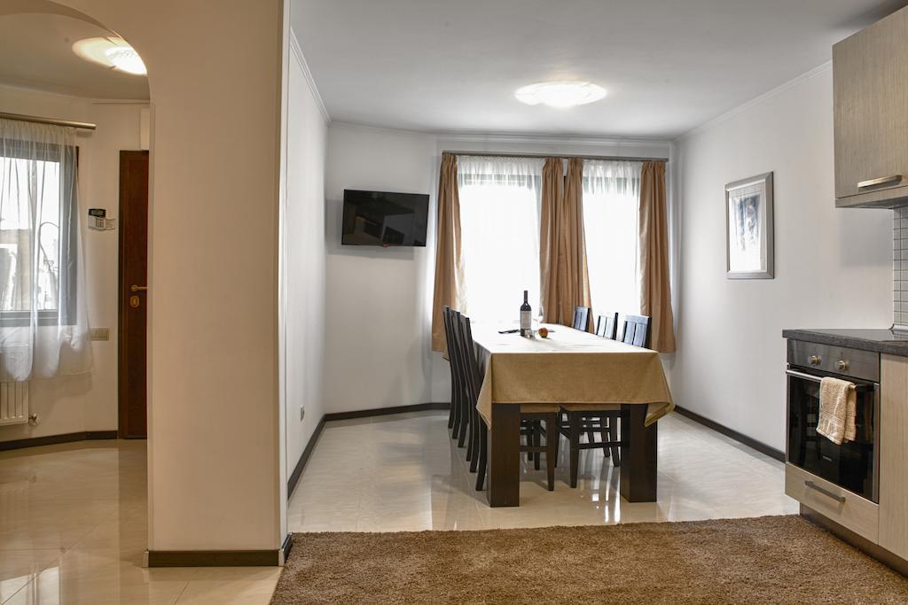 Pepi Guest House Veliko Tărnovo Rum bild